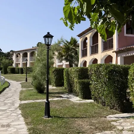 Apartment Les Parcs De - Maeva - Studio 4 Personnes Selection 88 *